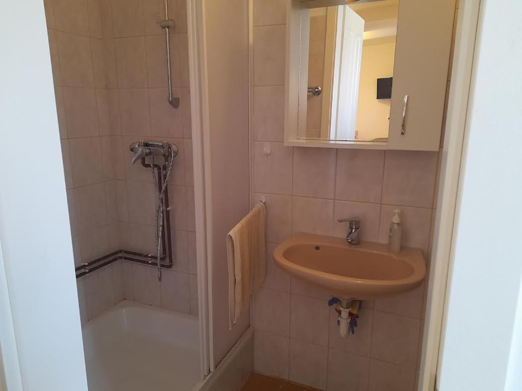 Kapolna Vendeghaz Appartement Kerkaskapolna Buitenkant foto