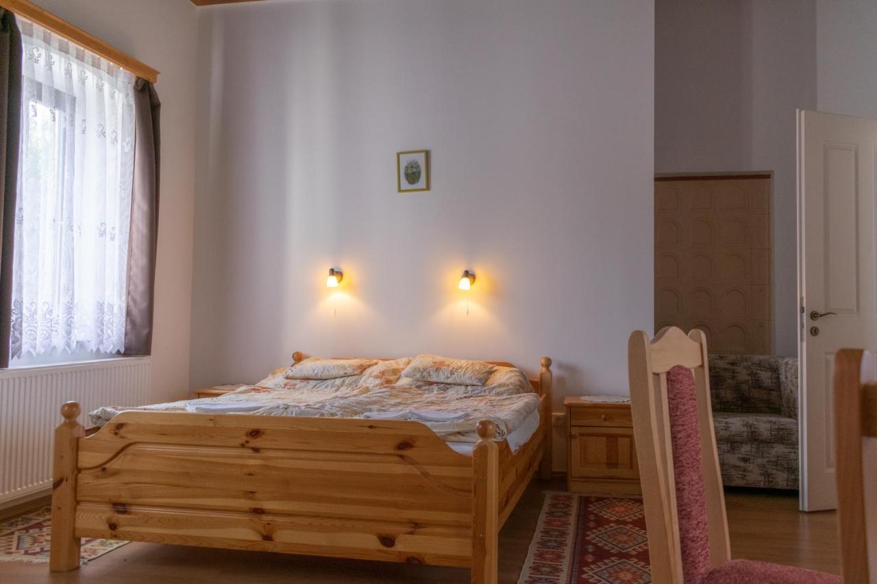 Kapolna Vendeghaz Appartement Kerkaskapolna Buitenkant foto