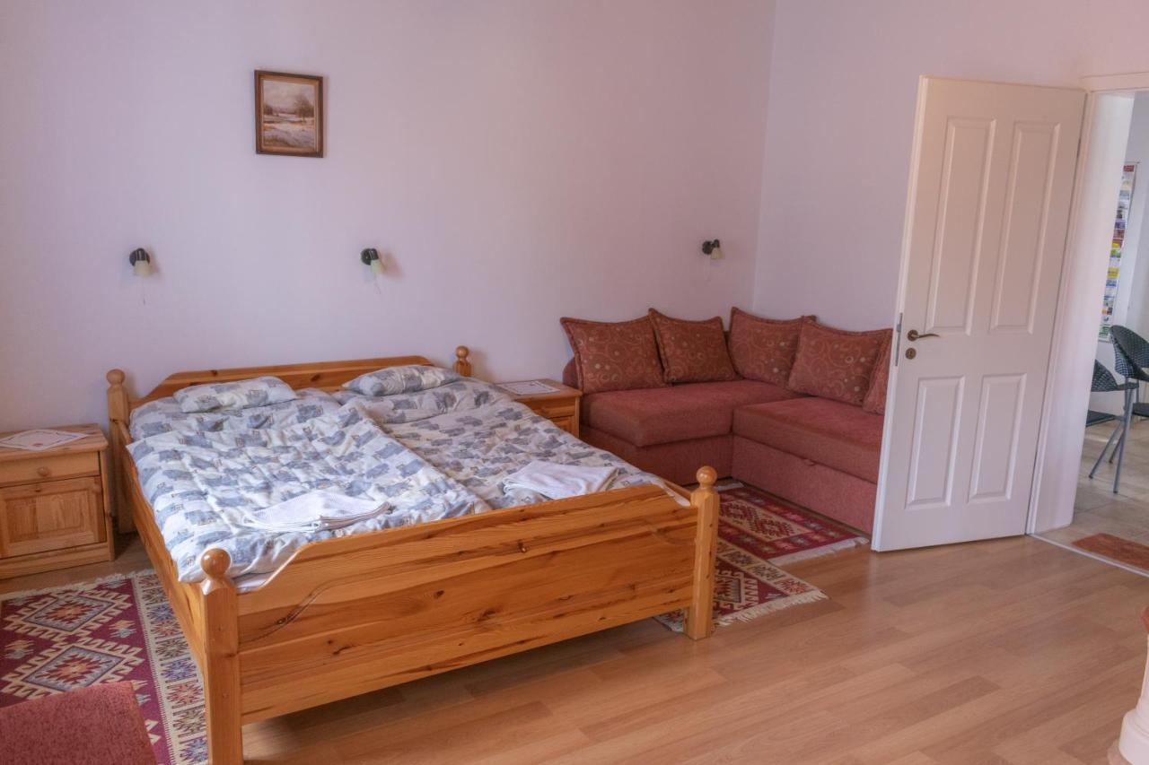 Kapolna Vendeghaz Appartement Kerkaskapolna Buitenkant foto